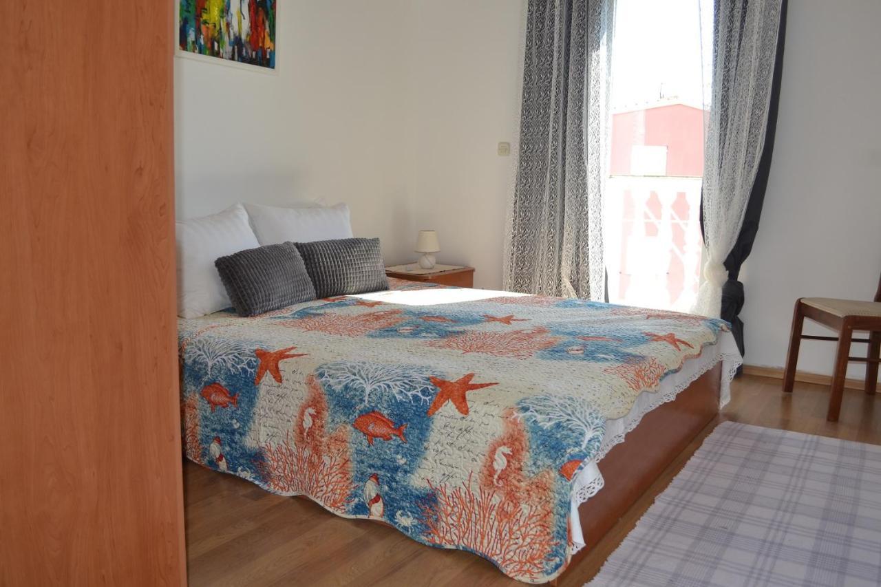 Apartments Lucija Srima Εξωτερικό φωτογραφία