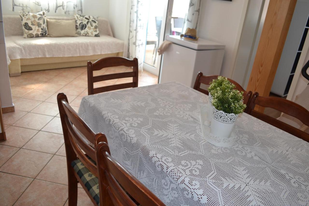 Apartments Lucija Srima Εξωτερικό φωτογραφία