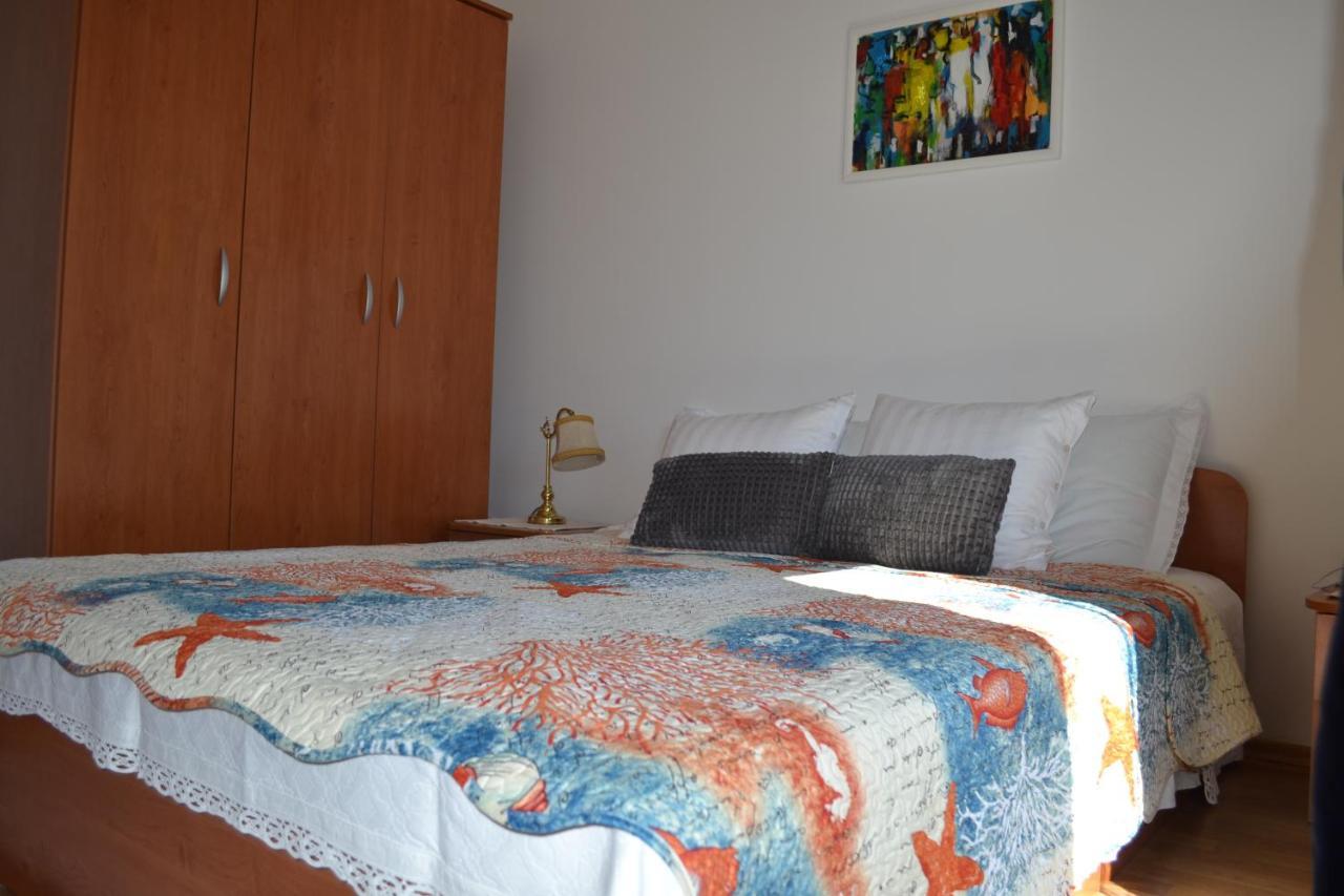 Apartments Lucija Srima Εξωτερικό φωτογραφία