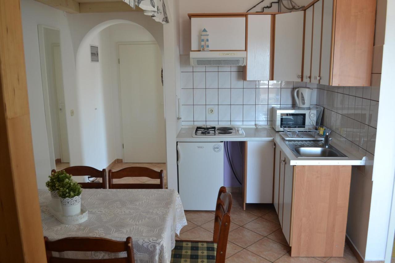 Apartments Lucija Srima Εξωτερικό φωτογραφία