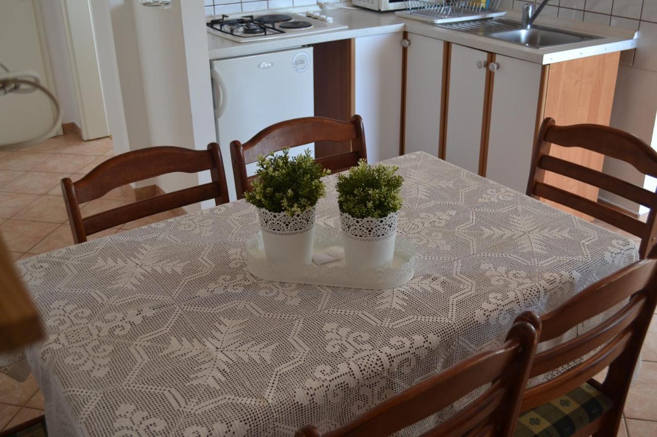 Apartments Lucija Srima Εξωτερικό φωτογραφία